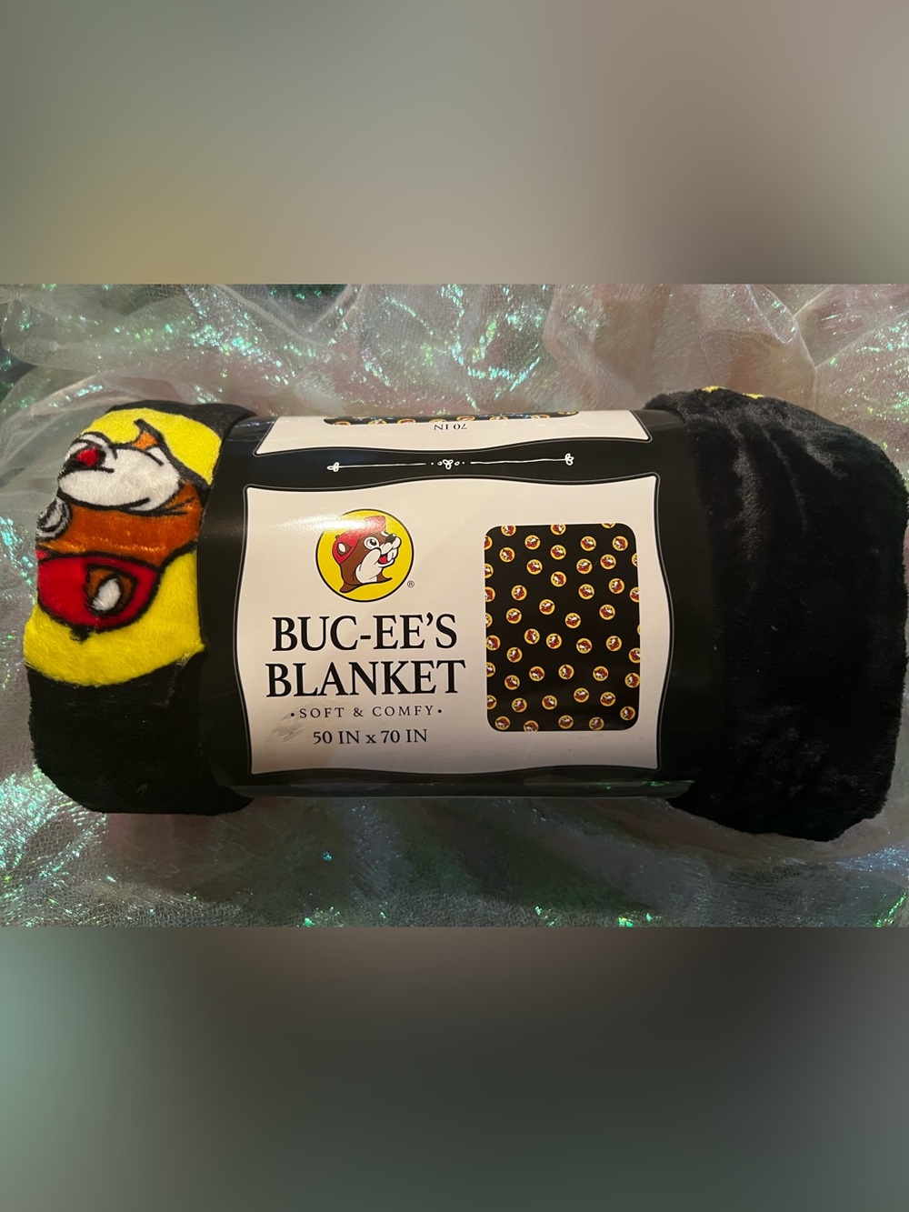 Buc-ee's Black Plush Throw Blanket with Logo Accent